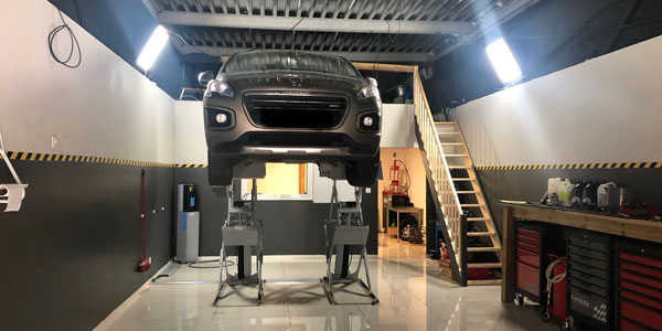 GFCA-atelier-formation-technique-automobile-2.jpg